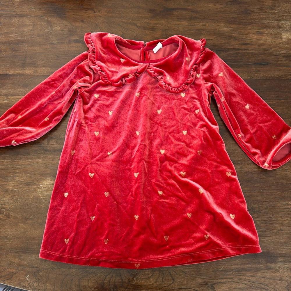 Toddler velvet dress with hearts. No marks, no stains, no odor.